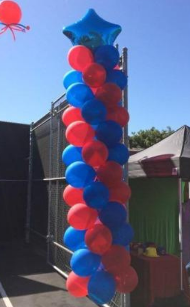 10 ' Column with Jumbo Star Topper